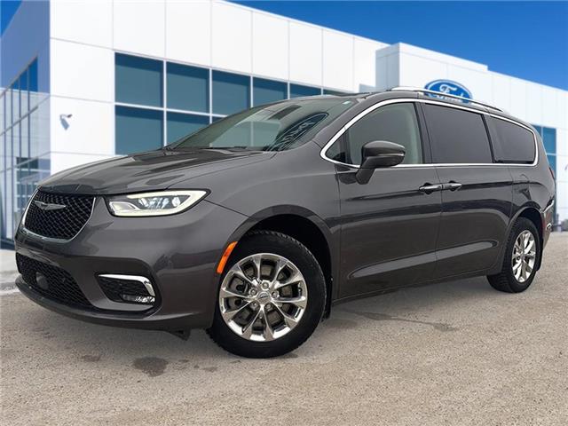 2021 Chrysler Pacifica Touring L (Stk: 4224253A) in Edson - Image 1 of 15