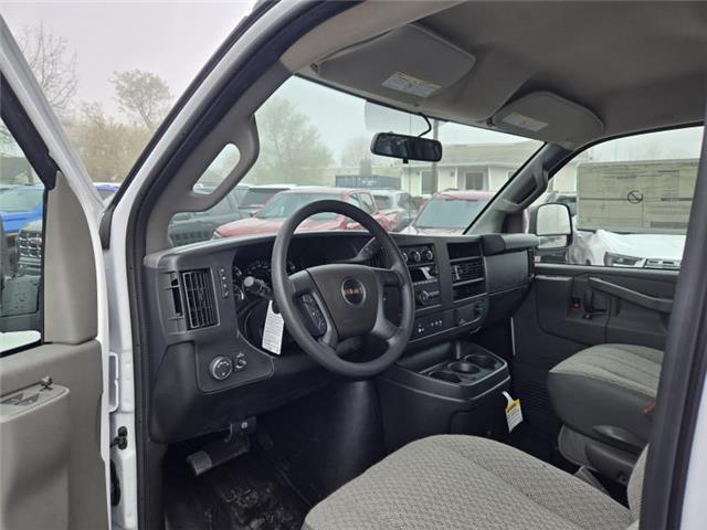 2025 GMC Savana 2500 Work Van (Stk: T40391) in Cobourg - Image 6 of 12