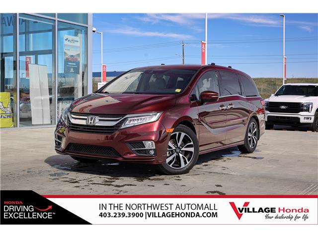 2018 Honda Odyssey Touring (Stk: VQ1047A) in Calgary - Image 1 of 40