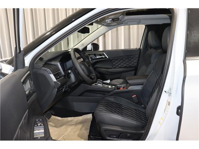 2025 Mitsubishi Outlander PHEV GT (Stk: P25143) in Edmonton - Image 9 of 28 2025 Mitsubishi Outlander PHEV GT (Stk: P25143) in Edmonton - Image 9 of 28