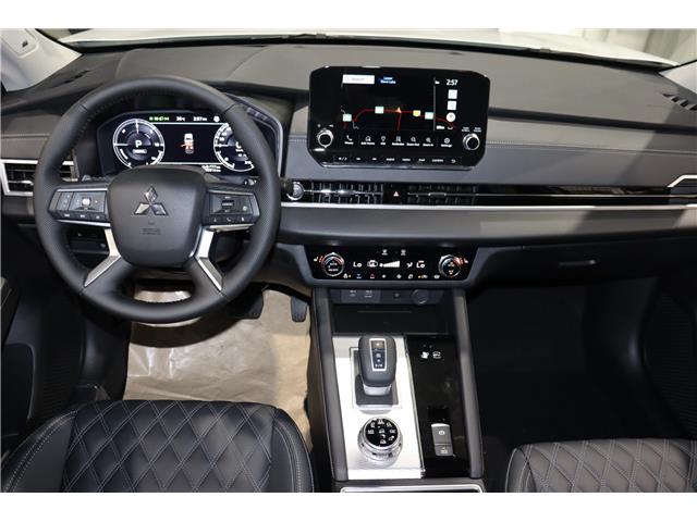 2025 Mitsubishi Outlander PHEV GT (Stk: P25143) in Edmonton - Image 12 of 28 2025 Mitsubishi Outlander PHEV GT (Stk: P25143) in Edmonton - Image 12 of 28