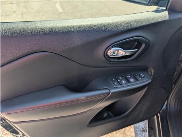 2022 Jeep Cherokee Trailhawk (Stk: B1775) in Sarnia - Image 21 of 28