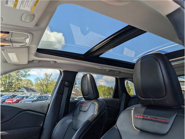 2022 Jeep Cherokee Trailhawk (Stk: B1775) in Sarnia - Image 22 of 28