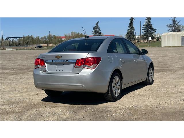 2016 Chevrolet Cruze Limited 2LS (Stk: 180057) in Calgary - Image 8 of 26