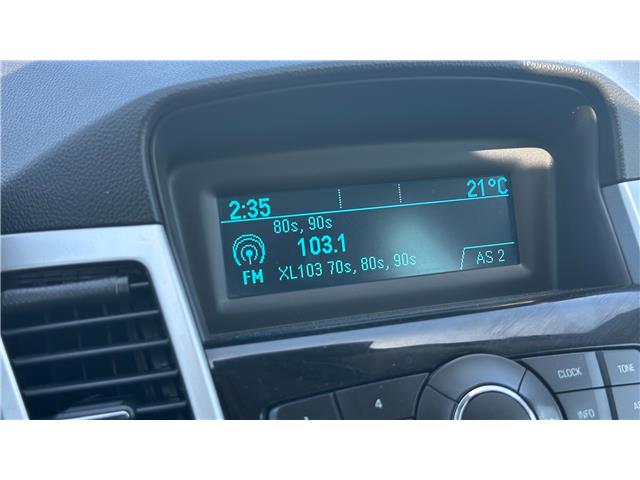 2016 Chevrolet Cruze Limited 2LS (Stk: 180057) in Calgary - Image 13 of 26