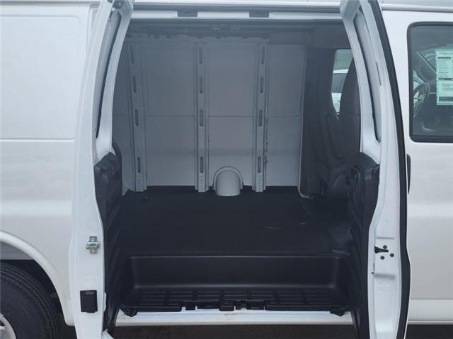 2025 Chevrolet Express 2500 Work Van (Stk: N250149) in Stony Plain - Image 16 of 36