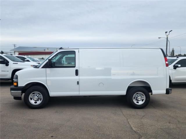 2025 Chevrolet Express 2500 Work Van (Stk: N250148) in Stony Plain - Image 3 of 36