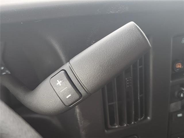 2025 Chevrolet Express 2500 Work Van (Stk: N250148) in Stony Plain - Image 32 of 36
