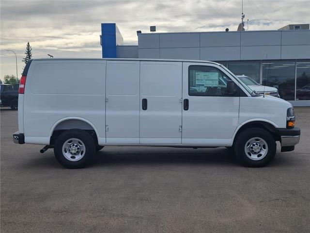 2025 Chevrolet Express 2500 Work Van (Stk: N250184) in Stony Plain - Image 15 of 36 2025 Chevrolet Express 2500 Work Van (Stk: N250184) in Stony Plain - Image 15 of 36