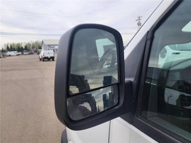 2025 Chevrolet Express 2500 Work Van (Stk: N250194) in Stony Plain - Image 5 of 35 2025 Chevrolet Express 2500 Work Van (Stk: N250194) in Stony Plain - Image 5 of 35