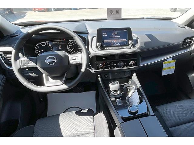 2025 Nissan Rogue SV Moonroof (Stk: 25RG2499) in Cranbrook - Image 5 of 12
