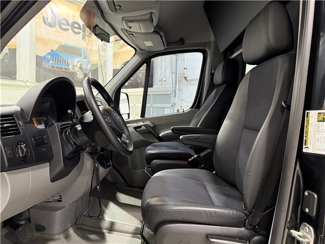 2016 Mercedes-Benz Sprinter-Class High Roof (Stk: A8965) in Saint-Eustache - Image 11 of 36 2016 Mercedes-Benz Sprinter-Class High Roof (Stk: A8965) in Saint-Eustache - Image 11 of 36
