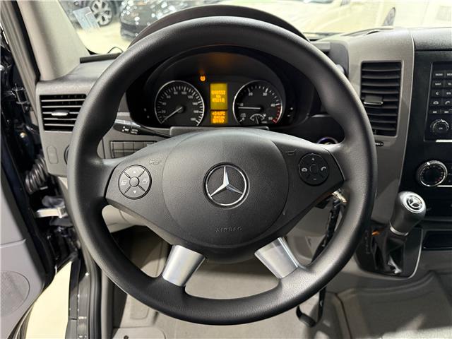 2016 Mercedes-Benz Sprinter-Class High Roof (Stk: A8965) in Saint-Eustache - Image 15 of 36 2016 Mercedes-Benz Sprinter-Class High Roof (Stk: A8965) in Saint-Eustache - Image 15 of 36