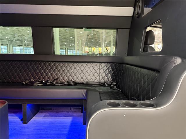 2016 Mercedes-Benz Sprinter-Class High Roof (Stk: A8965) in Saint-Eustache - Image 21 of 36 2016 Mercedes-Benz Sprinter-Class High Roof (Stk: A8965) in Saint-Eustache - Image 21 of 36