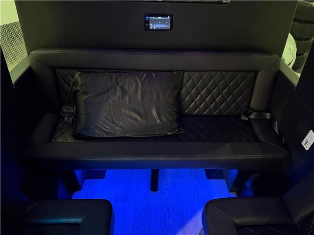 2016 Mercedes-Benz Sprinter-Class High Roof (Stk: A8965) in Saint-Eustache - Image 24 of 36 2016 Mercedes-Benz Sprinter-Class High Roof (Stk: A8965) in Saint-Eustache - Image 24 of 36