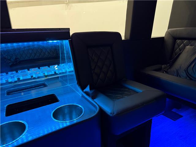 2016 Mercedes-Benz Sprinter-Class High Roof (Stk: A8965) in Saint-Eustache - Image 33 of 36 2016 Mercedes-Benz Sprinter-Class High Roof (Stk: A8965) in Saint-Eustache - Image 33 of 36