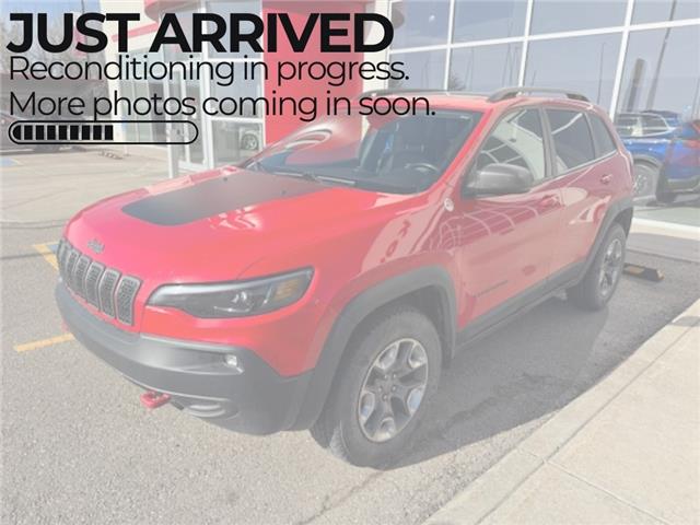 2019 Jeep Cherokee Trailhawk (Stk: U23144B) in Okotoks - Image 1 of 1