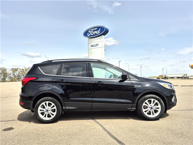 2019 Ford Escape SEL (Stk: U15939) in Hague - Image 1 of 14