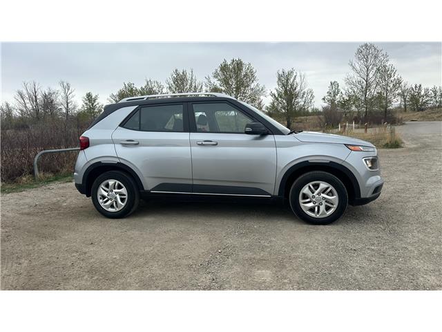 2022 Hyundai Venue Preferred (Stk: 170477) in Calgary - Image 10 of 27