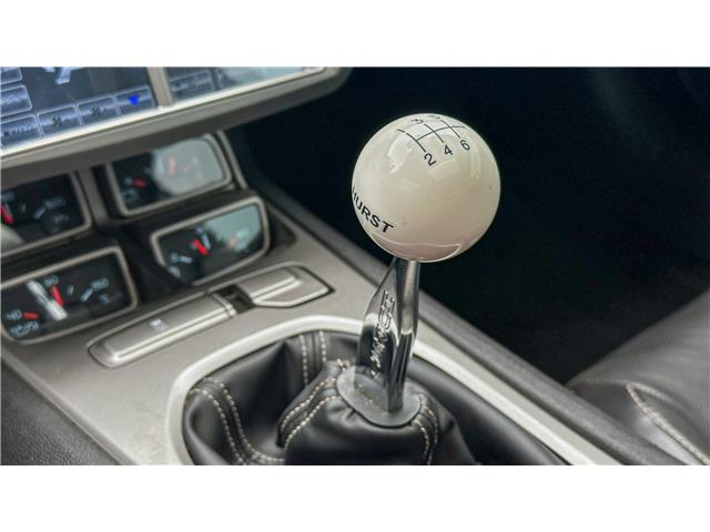 2010 Chevrolet Camaro SS (Stk: 30980) in Calgary - Image 17 of 29 2010 Chevrolet Camaro SS (Stk: 30980) in Calgary - Image 17 of 29