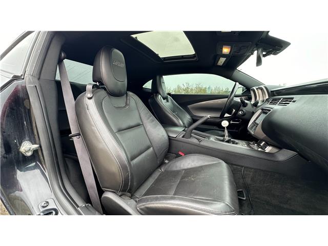 2010 Chevrolet Camaro SS (Stk: 30980) in Calgary - Image 22 of 29 2010 Chevrolet Camaro SS (Stk: 30980) in Calgary - Image 22 of 29