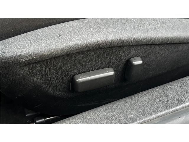 2010 Chevrolet Camaro SS (Stk: 30980) in Calgary - Image 26 of 29 2010 Chevrolet Camaro SS (Stk: 30980) in Calgary - Image 26 of 29