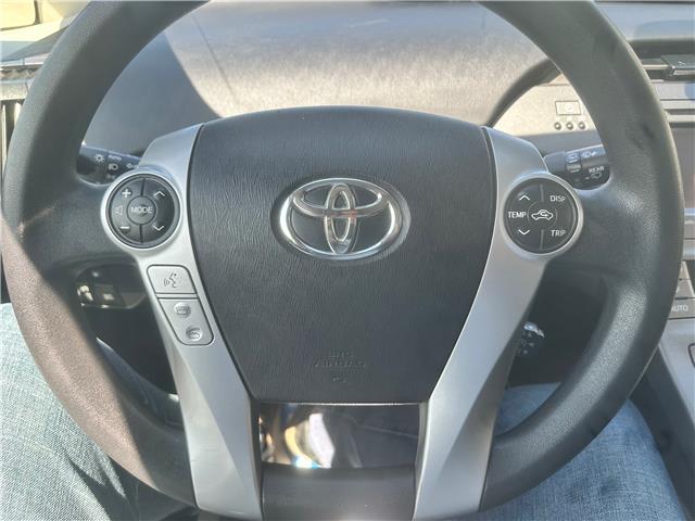 2013 Toyota Prius Plug-in Base (Stk: T039157) in Scarborough - Image 9 of 13