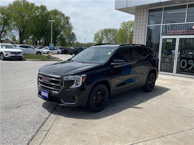 2022 GMC Terrain AT4 (Stk: RC01435R) in LaSalle - Image 1 of 10