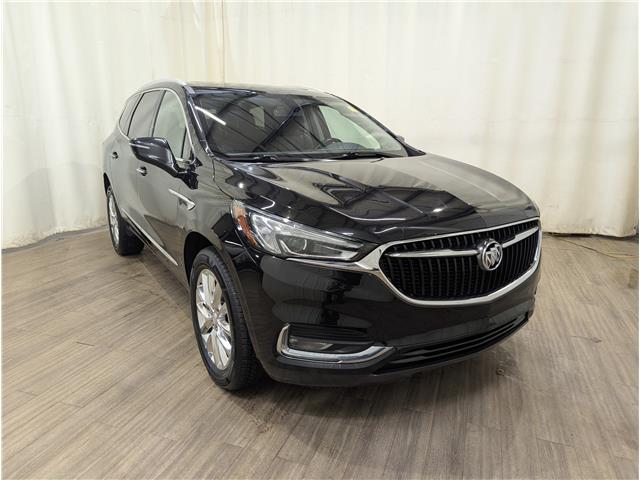 2018 Buick Enclave Essence (Stk: 25050508) in Calgary - Image 1 of 25