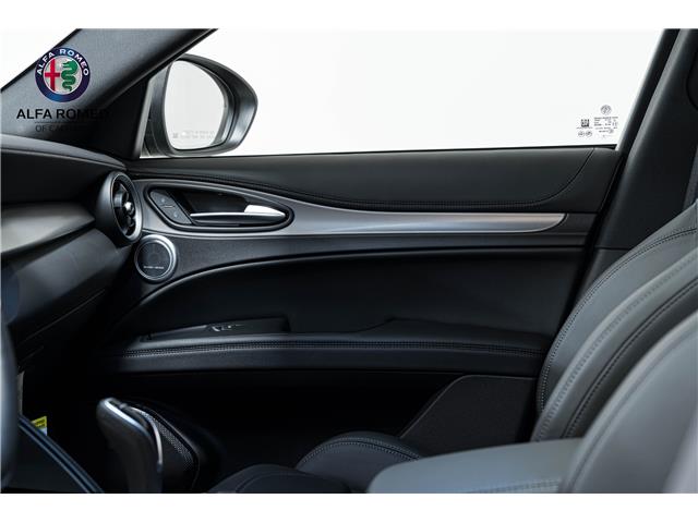 2024 Alfa Romeo Stelvio ti (Stk: ARUC831) in Calgary - Image 17 of 31 2024 Alfa Romeo Stelvio ti (Stk: ARUC831) in Calgary - Image 17 of 31