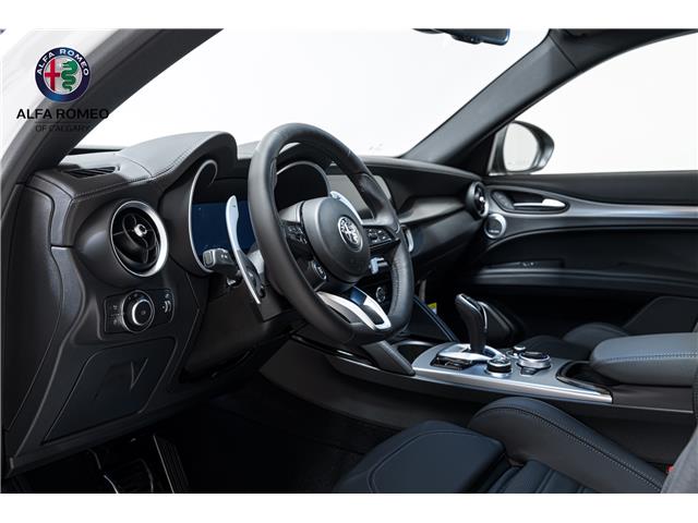 2024 Alfa Romeo Stelvio ti (Stk: ARUC831) in Calgary - Image 16 of 31 2024 Alfa Romeo Stelvio ti (Stk: ARUC831) in Calgary - Image 16 of 31