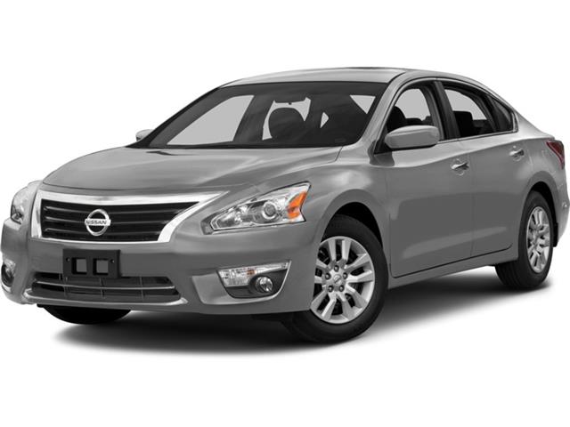 2015 Nissan Altima 2.5 S in Cranbrook - Image 1 of 2