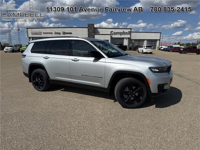 2025 Jeep Grand Cherokee L Laredo (Stk: 11567) in Fairview - Image 1 of 15