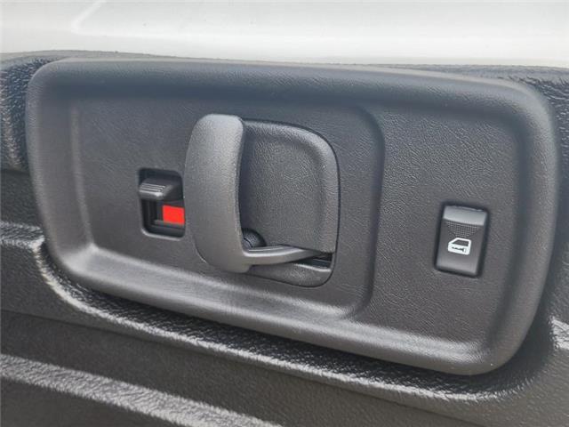 2025 Chevrolet Express 2500 Work Van (Stk: N250146) in Stony Plain - Image 13 of 36