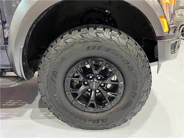 2023 Ford F-150 Raptor in Watford - Image 18 of 33