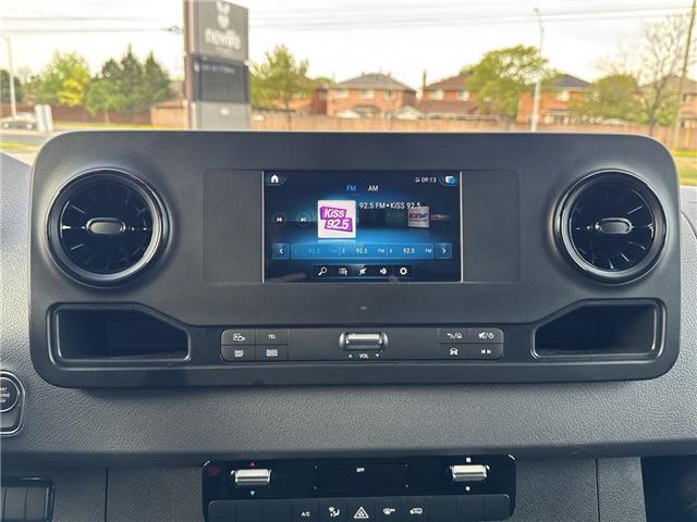 2024 Mercedes-Benz Sprinter 3500 High Roof 4-Cyl Diesel (Stk: ATNP2993) in Vaughan - Image 15 of 39