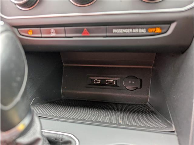 2019 Volkswagen Atlas 3.6 FSI Comfortline (Stk: B1819) in Sarnia - Image 17 of 28