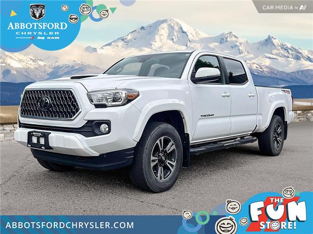 2018 Toyota Tacoma SR5 (Stk: AA699800A) in Abbotsford - Image 1 of 22