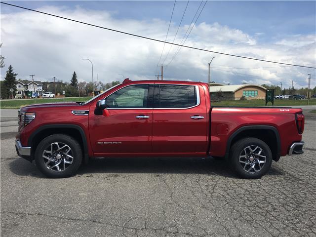 2025 GMC Sierra 1500 SLT (Stk: 19239405) in Pincher Creek - Image 1 of 17