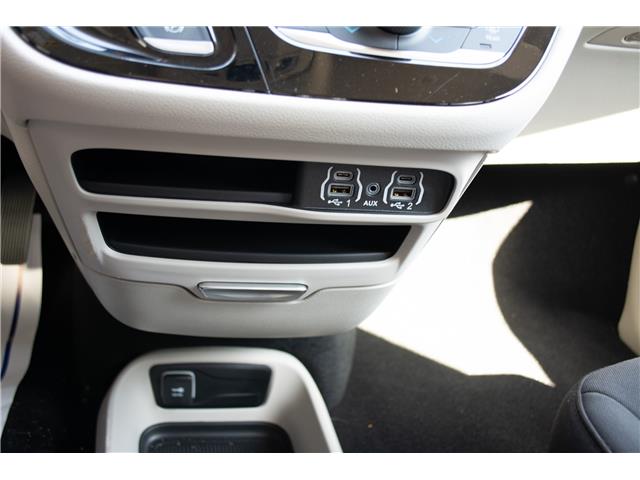 2024 Chrysler Grand Caravan SXT (Stk: MU2375) in London - Image 16 of 19