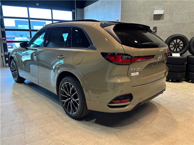 2025 Mazda CX-70 PHEV GT (Stk: 5C7019) in Miramichi - Image 2 of 9
