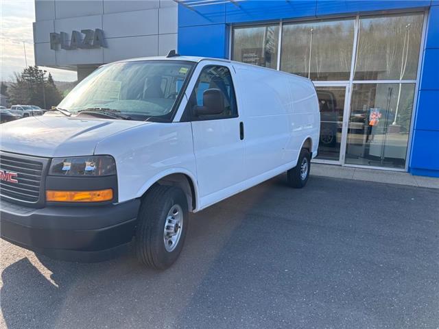 2025 GMC Savana 2500 Work Van (Stk: 25152) in Campbellton - Image 2 of 11 2025 GMC Savana 2500 Work Van (Stk: 25152) in Campbellton - Image 2 of 11