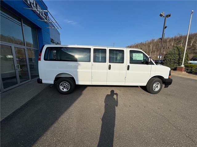 2025 GMC Savana 2500 Work Van (Stk: 25152) in Campbellton - Image 9 of 11 2025 GMC Savana 2500 Work Van (Stk: 25152) in Campbellton - Image 9 of 11