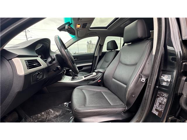2008 BMW 335 xi (Stk: AC285270) in Calgary - Image 11 of 29