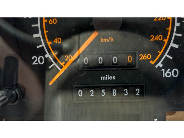 1990 Mercedes-Benz SL500 SL500 (Stk: 444555) in Calgary - Image 15 of 24