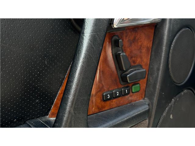 1990 Mercedes-Benz SL500 SL500 (Stk: 444555) in Calgary - Image 21 of 24