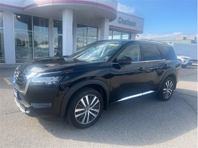 2022 Nissan Pathfinder Platinum (Stk: CP12380) in Chatham - Image 1 of 15