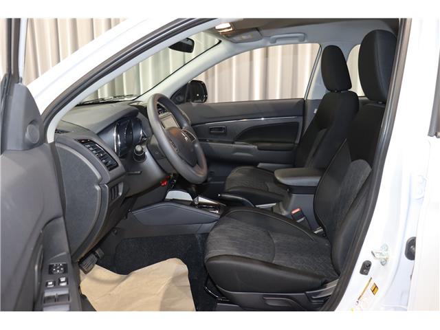 2025 Mitsubishi RVR ES (Stk: R25638) in Edmonton - Image 8 of 17