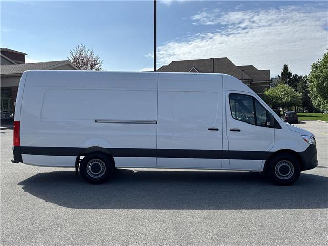 2023 Mercedes-Benz Sprinter 2500 High Roof 4-Cyl Diesel (Stk: ATNP4440) in Vaughan - Image 30 of 33