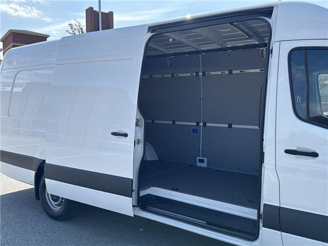 2023 Mercedes-Benz Sprinter 2500 High Roof 4-Cyl Diesel (Stk: ATNP4440) in Vaughan - Image 33 of 33